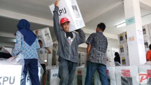 Hari ini KPU Mulai Distribusi Logistik Pemilu 2019