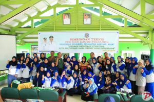 Tekan Angka Stunting, Kelurahan Belimbing Gelar Bimtek Bersama Kader Posyandu dan PKK