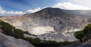 Setelah Erupsi, Wisata Gunung Tangkuban Parahu Segera Dibuka Kembali