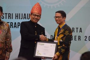 Pupuk Kaltim Raih Sertifikat Standar Industri Hijau dan Penghargaan Rintisan Teknologi dari Kementerian Perindustrian