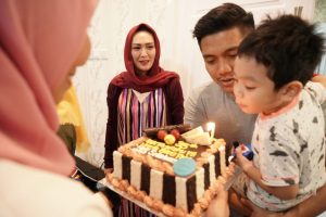 Ultah Ke-35 Tahun Andi Faiz Terima Kado Istimewa “Do’a” Dari Ayahanda