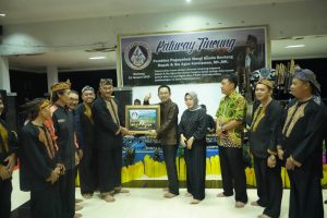 PWSB Gelar Perpisahan “Paturay Tineung” dengan Pembina Agus Kurniawan