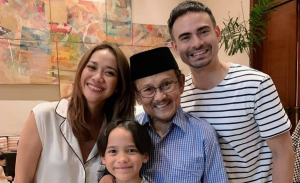 Semasa Hidup Ashraf Sinclair Dikenal Sebagai Pria Dermawan