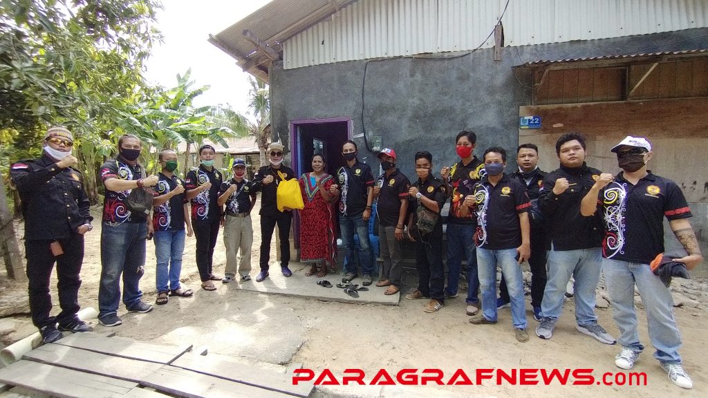 Berbagi Berkah di Bulan Ramadhan, KOPPAD Borneo Bontang Rutin Bagikan Sembako