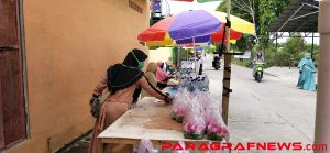 TPU Pisangan, Penjual Bunga Tabur Sebut Sepi Jualan Di Tengah Covid-19