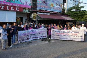 Aksi Kemanusiaan; 25 Wakil Rakyat Bontang Turun ke Jalan, Galang Dana untuk Masamba