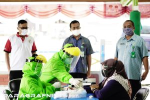 Setelah Warganya, Kini Giliran Seluruh Pegawai Kelurahan Belimbing Melaksanakan Rapid Test