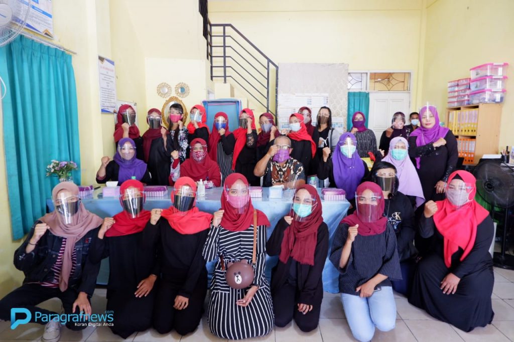 Ciptakan Perias Handal Di Bontang, Kemendikbud Gandeng LKP Goldens Gelar Pelatihan