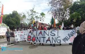 Aliansi Bontang Melawan Demo Lagi Tuntut 25 Dewan Tolak UU Cipta Kerja