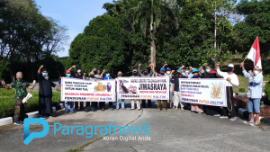 Kami Tidak Lagi Bekerja, Uang Pensiun di Potong Jiwasraya, Kami Makan apa?