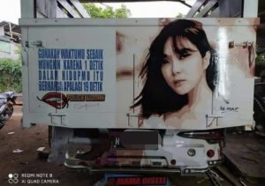 Jadi Tersangka, Ini Pesan Belakang Truk dengan Foto Gisel