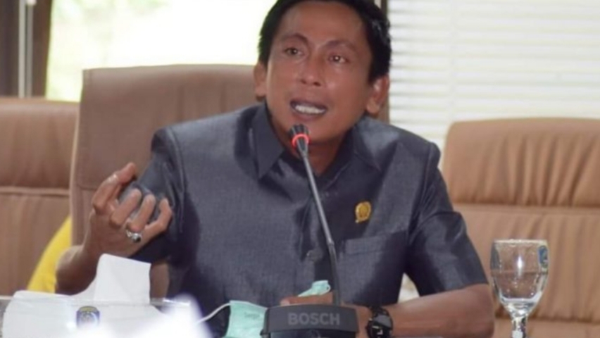 Bakhtiar Wakkang Menilai Pemkot Tak Serius Tata Kota