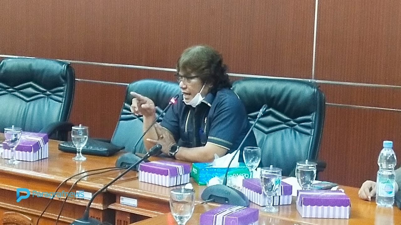 rapat dprd bontang