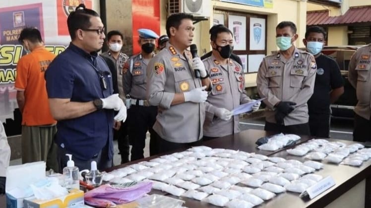 Polrestabes Makassar Amankan Sabu 20 miliar