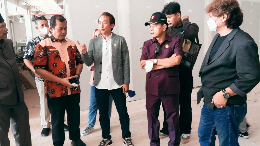 Gencar Buka Lowongan Karyawan, Rustam Pertanyakan Citimall Kapan Dibuka