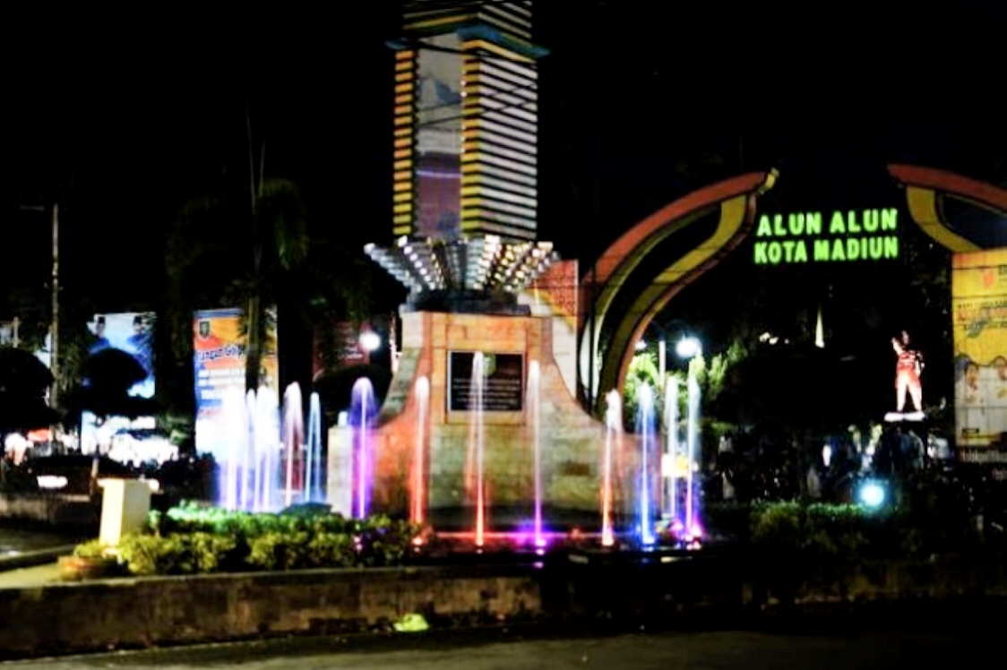 Alun-alun Kota Madiun