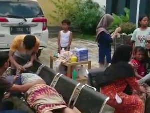 Video Pilu Dampak Gempa Cianjur, Warga : Banyak Anak Kecil Luka Parah Tertimpa Bangunan