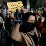 Taliban Larang Perempuan Bekerja
