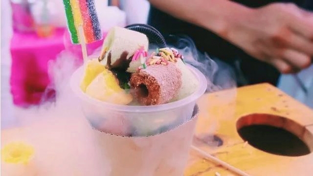 Cek ! Tiga Fakta Bahaya Nitrogen Cair Pada Jajanan Ciki Ngebul