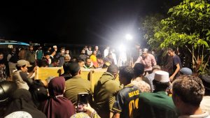 Jenazah Pemancing yang Tenggelam di Perairan Bontang Dimakamkan di TPU Pisangan