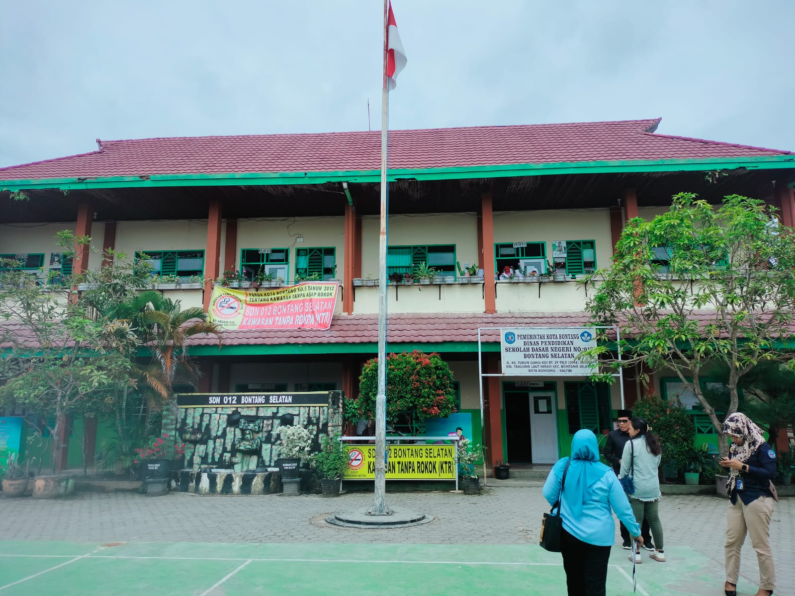 SDN 012 Bontang Rusak