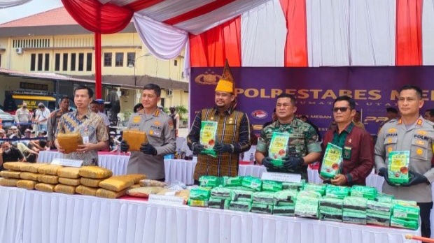2 Kurir 68 Kg Sabu Diringkus setelah Aksi Kejar-kejaran dengan Polisi