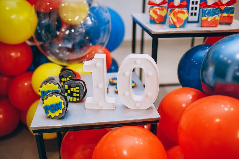 Ide kreatif Pesta Ulang Tahun Ke 10