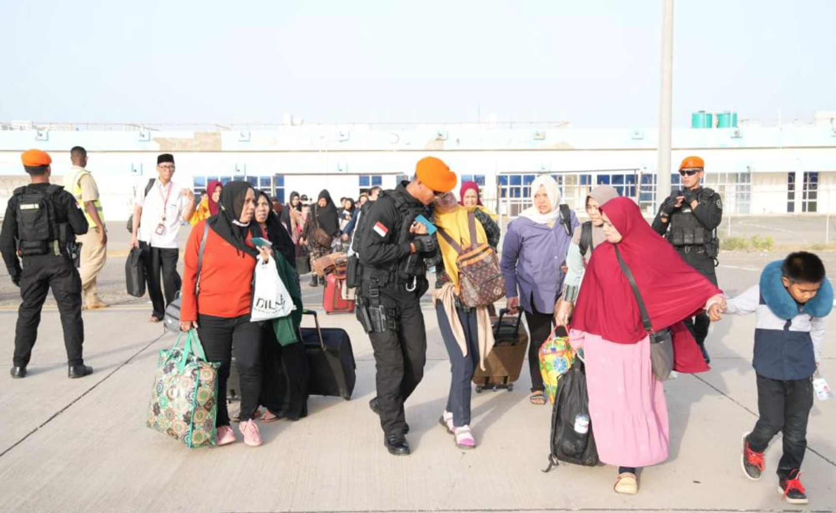 TNI Evakuasi 110 WNI di Sudan