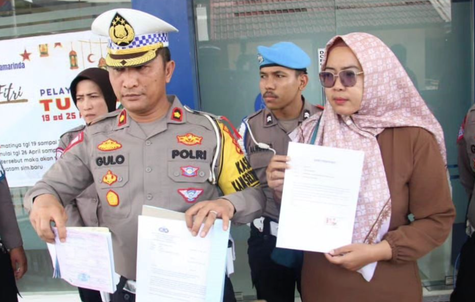 Video Viral Ajari Anak Setir Mobil