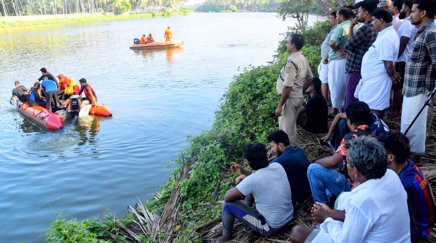 kapal tenggelam di India