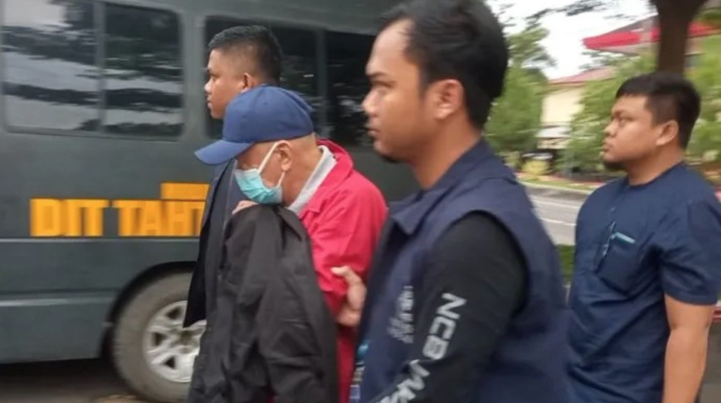 Buron 3 Tahun, Seorang Kakek Pemalsu Sertifikat 2,6 Hektar Tanah Ditangkap di Malaysia