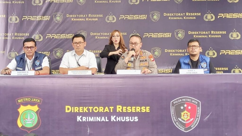 Polisi Menangkap Pasutri Pelaku Penjual Tiket Palsu Konser Coldplay