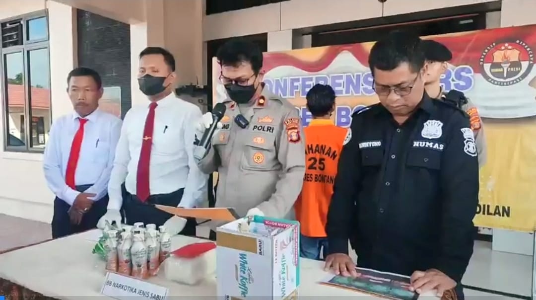 Supir Travel Bontang Bawa Sabu 1 Kg