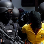 Densus 88 Antiteror Menangkap 10 Terduga Teroris di Jateng