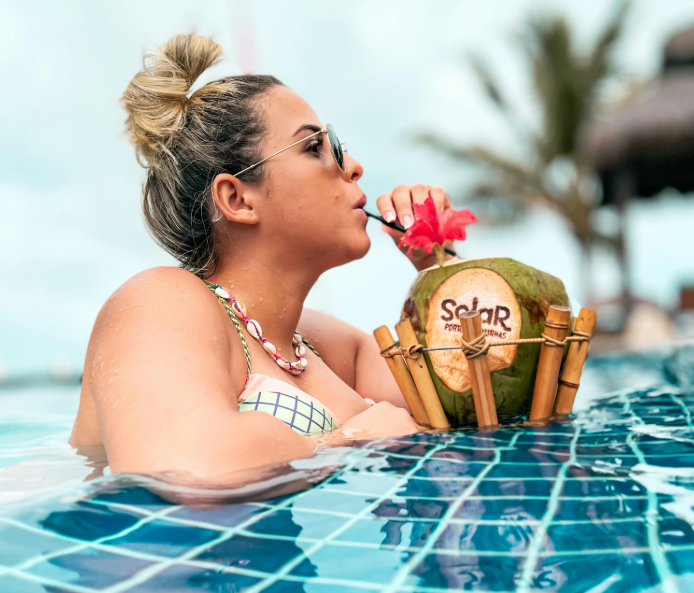 5 Kelompok Ini yang Tidak Boleh MInum Air kelapa