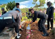 Kapolri Berikan Kenaikan Pangkat Anumerta Kepada Aipda Anditia