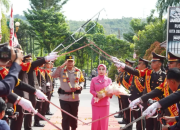 Polda Kaltim Gelar Upacara Penyambutan dan Farewell Parade Kapolda Baru