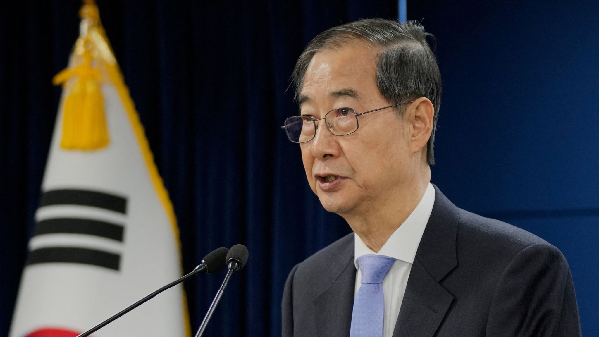 Pengadilan Korea Selatan Membatalkan Pemakzulan Perdana Menteri Han Duck