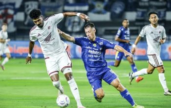 Persib vs PSM Makasar