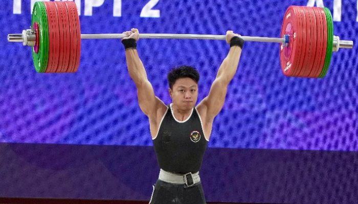 Rahmat Erwin Abdullah Raih Emas Asian Games 2026, Pecahkan Rekor Dunia