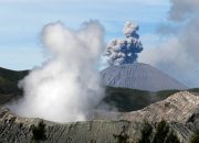 eruspsi gunung merapi indonesia 2026