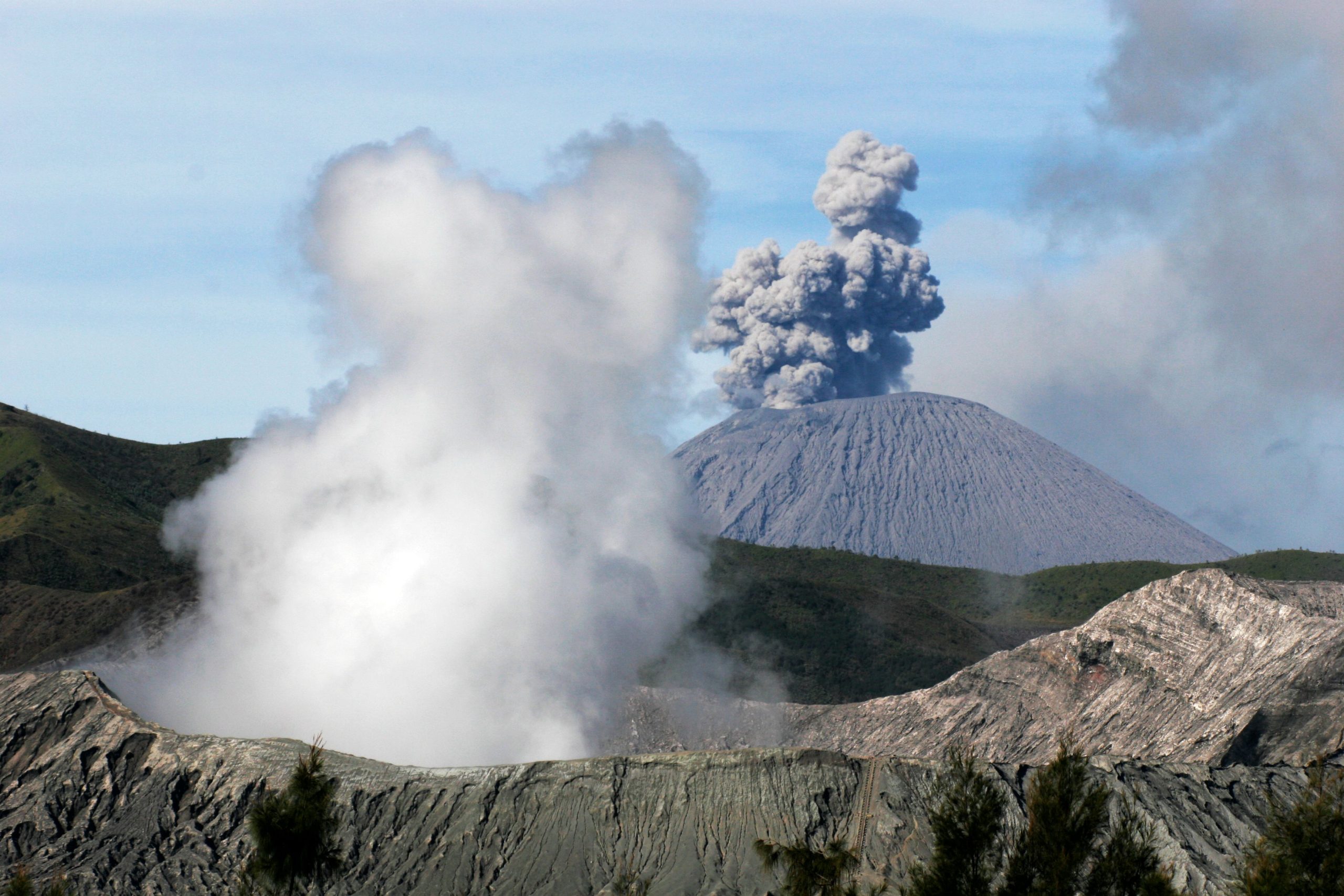 eruspsi gunung merapi indonesia 2026