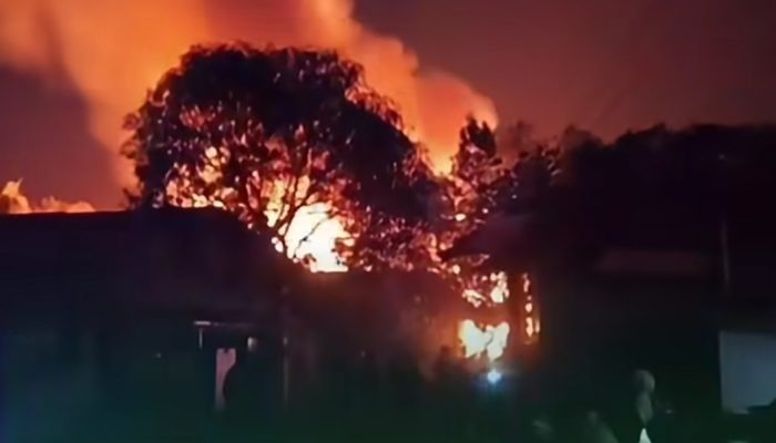 BREAKING NEWS: Kebakaran Melanda Kawasan Donghwa PPU, Mess Perempuan Diduga Terdampak
