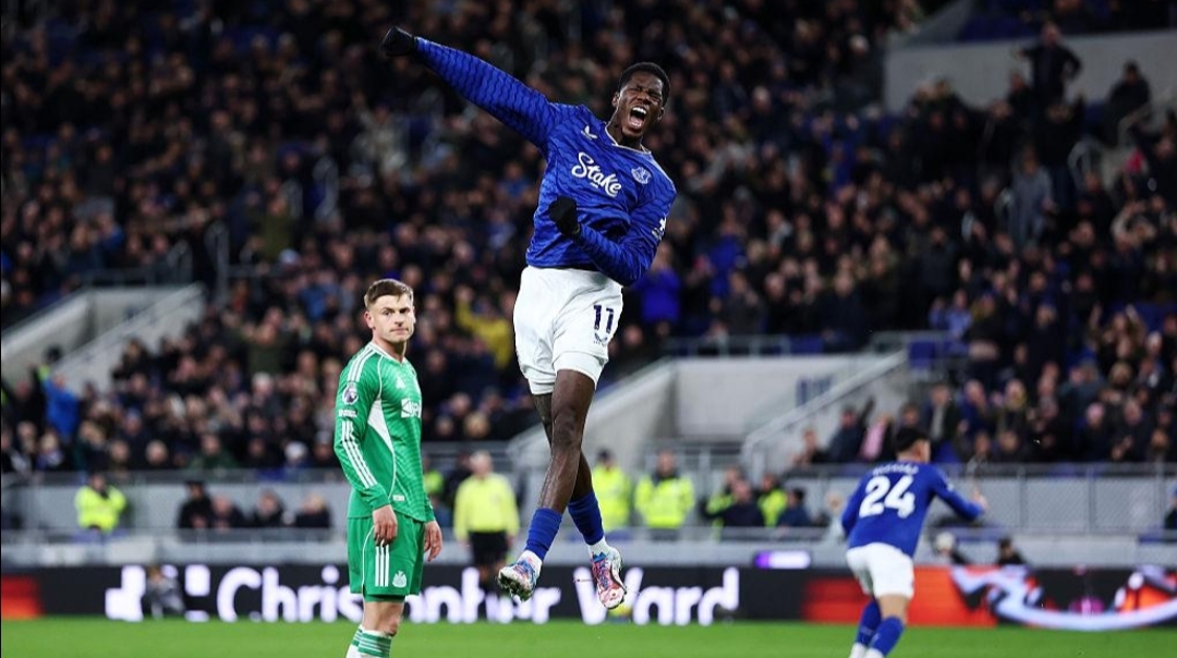 Everton merayakan kemenangan 3-1 atas Newcastle United dalam pertandingan babak keempat Carabao Cup di Hill Dickinson Stadium
