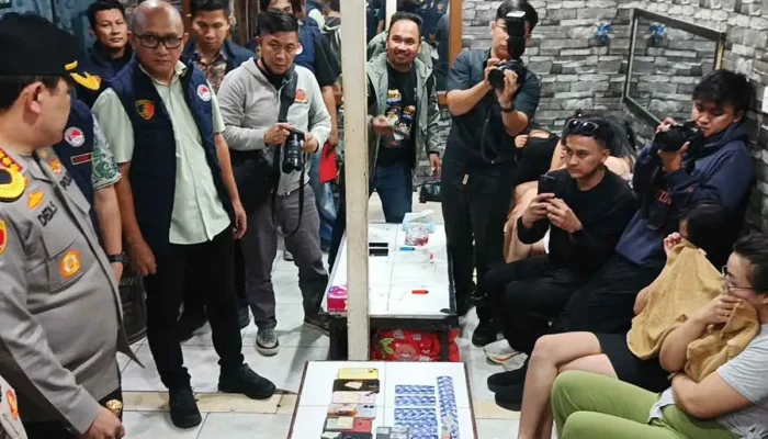Polisi Gerebek Saritem Bandung, 21 Orang Positif Sabu