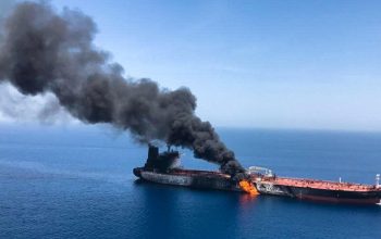 Selat Hormuz Membara! Iran Klaim Empat Kapal Tanker Minyak Meledak, Pasokan Energi Dunia Terancam