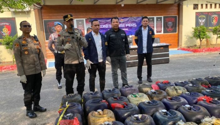Timbun 1.500 Liter Solar Subsidi, Dua Pria Raup Untung dari Barcode Ganda