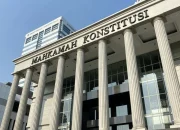 Sidang Ijazah Gibran Memanas, KBRI Singapura-Australia Tak Temukan Arsip Pendidikan